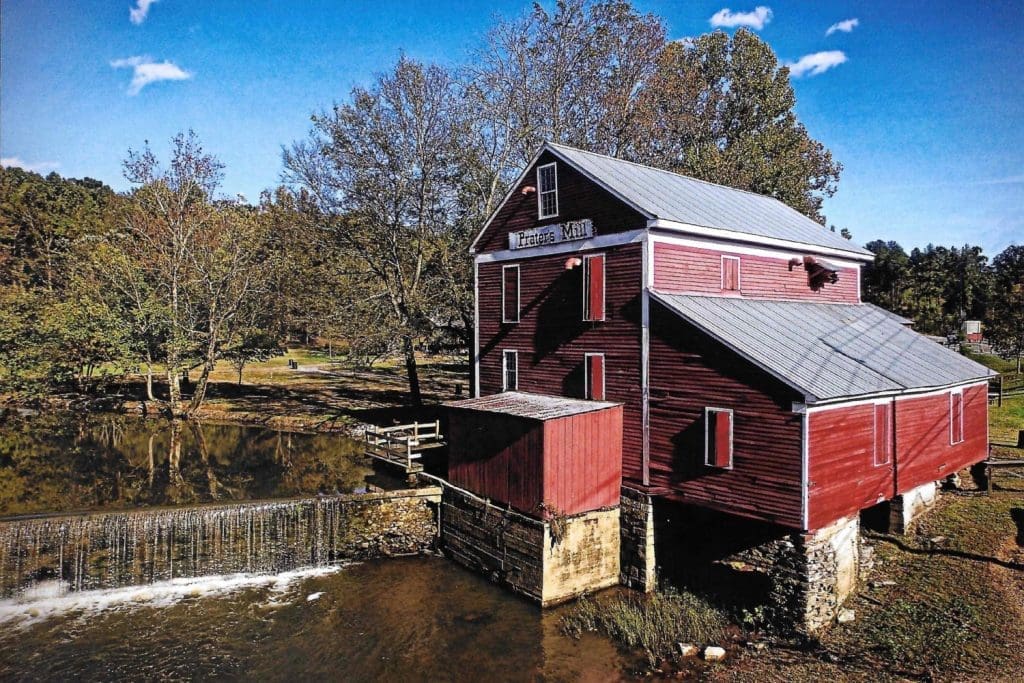 CohuttaChattahoochee Scenic Byway, Blue Ridge Mountain Life