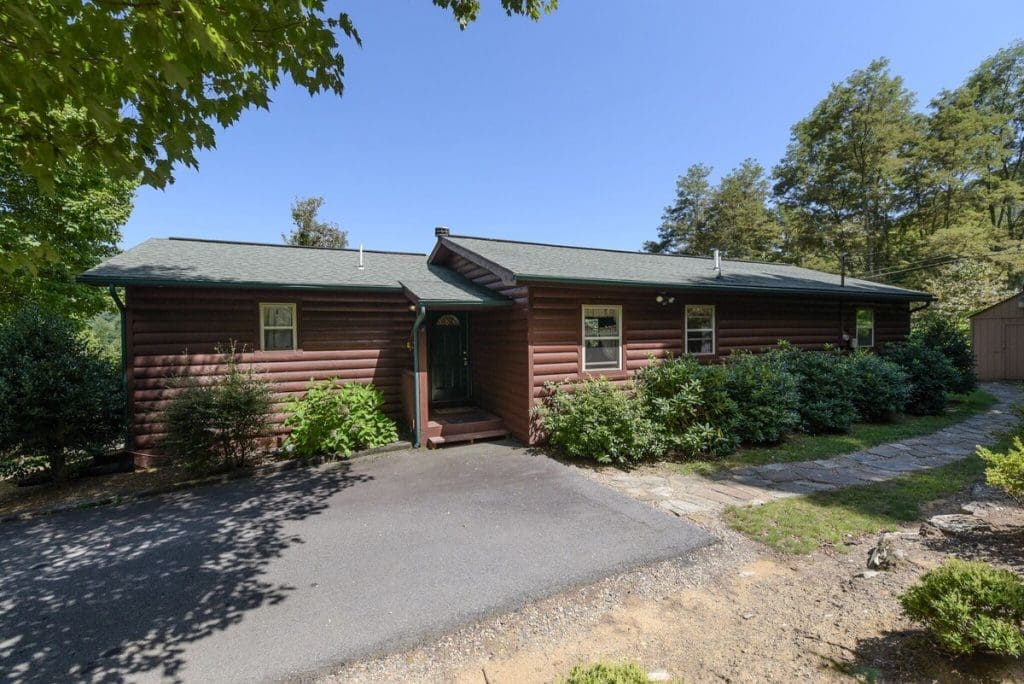 Waynesville NC Travel Guide Top Things To Do Blue Ridge Mountain Life