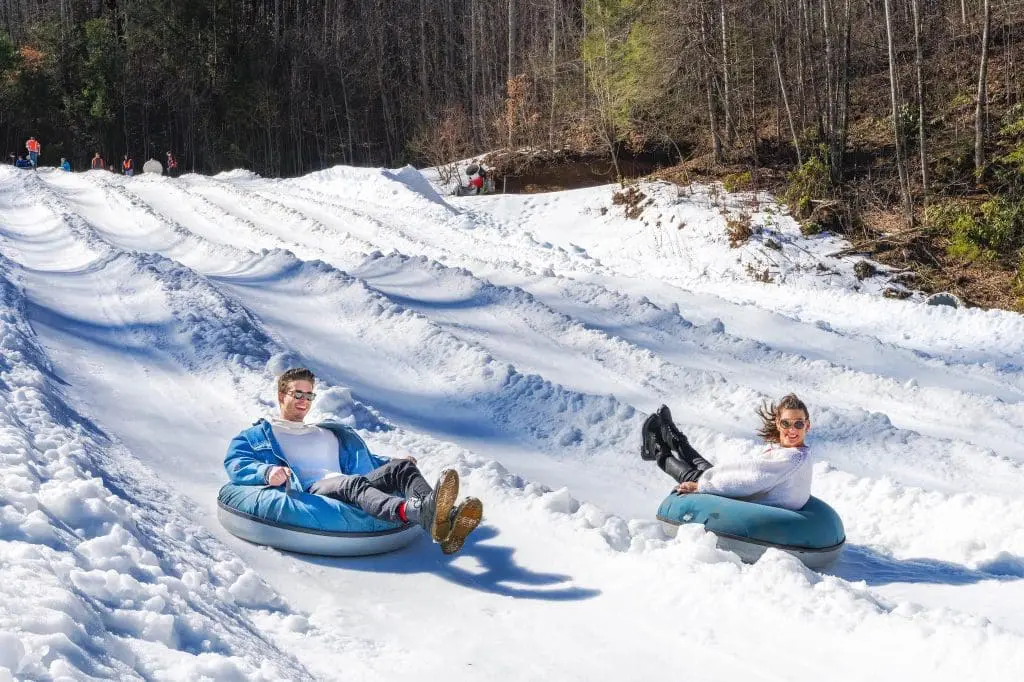 17 Best Places to Snow Tube in The Blue Ridge Mountains